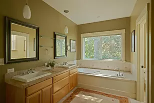 3044 SW Wilbard St, Portland, OR 97219 - Photo 26