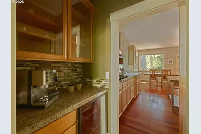 3044 SW Wilbard St, Portland, OR 97219 - Photo 18