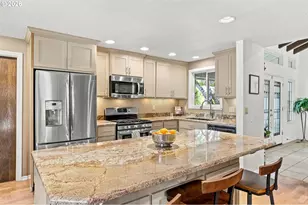 12246 NW Kearney St, Portland, OR 97229 - Photo 4