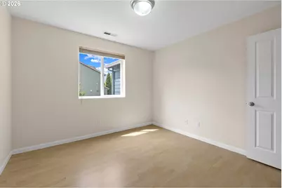 4952 SE Pioneer Ln, Troutdale, OR 97060 - Photo 34
