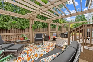4952 SE Pioneer Ln, Troutdale, OR 97060 - Photo 38