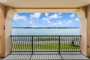 2015 SE Columbia River Dr, Vancouver, WA 98661 - Photo 6