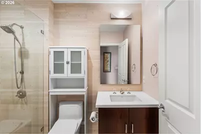 2015 SE Columbia River Dr #220, Vancouver, WA 98661 - Photo 34