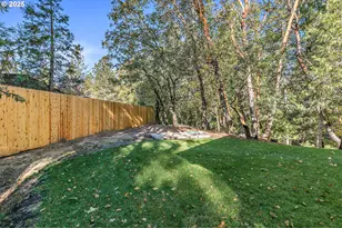 387 Cienaga Ln, Grants Pass, OR 97526 - Photo 32