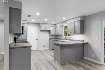 387 Cienaga Ln, Grants Pass, OR 97526 - Photo 12