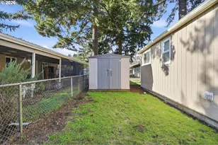 7620 SE Crystal Springs Blvd, Portland, OR 97206 - Photo 26