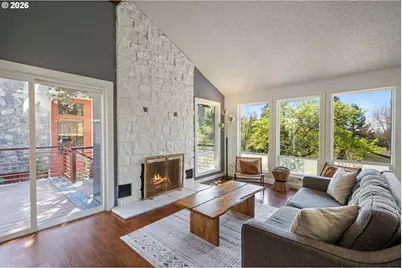 5817 SW Alfred St, Portland, OR 97219 - Photo 6