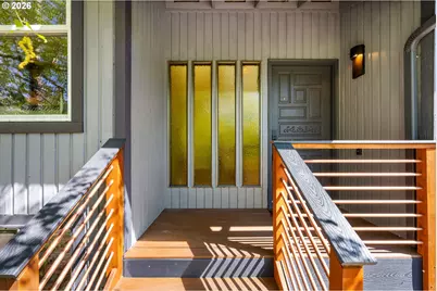 5817 SW Alfred St, Portland, OR 97219 - Photo 4