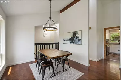 5817 SW Alfred St, Portland, OR 97219 - Photo 10