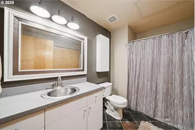 416 NW 13th Ave #303, Portland, OR 97209 - Photo 20