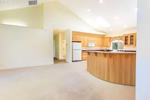 1243 Delrose Dr, Springfield, OR 97477 - Photo 12