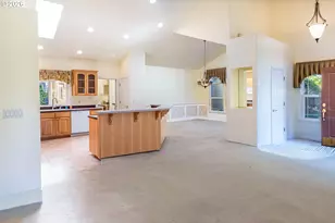 1243 Delrose Dr, Springfield, OR 97477 - Photo 16