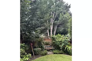1243 Delrose Dr, Springfield, OR 97477 - Photo 8