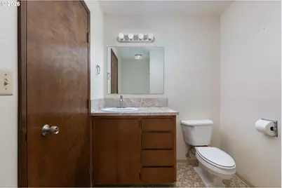 605 SW Coast Ave, Depoe Bay, OR 97341 - Photo 28
