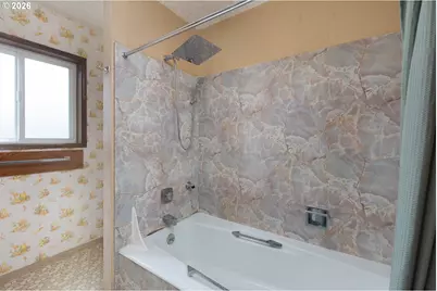 605 SW Coast Ave, Depoe Bay, OR 97341 - Photo 24