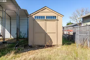 885 W Carolina St, Lebanon, OR 97355 - Photo 20