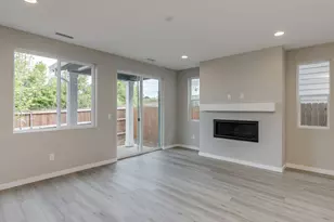 928 NW 178th Wy, Ridgefield, WA 98642 - Photo 8