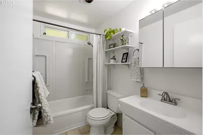 4665 NE 119th Ave, Portland, OR 97220 - Photo 18
