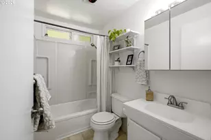 4665 NE 119th Ave, Portland, OR 97220 - Photo 18
