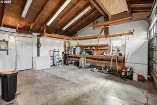17465 SW Blanton St, Beaverton, OR 97078 - Photo 30