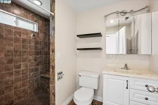 17465 SW Blanton St, Beaverton, OR 97078 - Photo 18