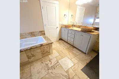 17980 NW Rapid St, Beaverton, OR 97006 - Photo 38