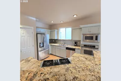 17980 NW Rapid St, Beaverton, OR 97006 - Photo 12