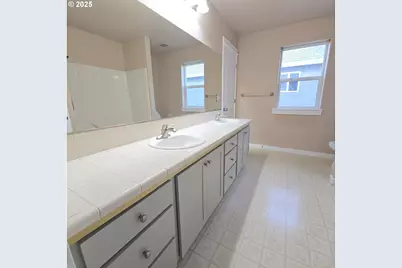 17980 NW Rapid St, Beaverton, OR 97006 - Photo 22