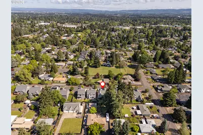 19216 SW Magnolia Ln, Beaverton, OR 97078 - Photo 34