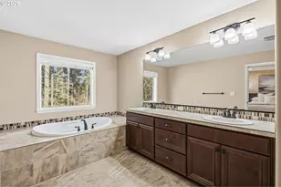 3767 SE Willamette Ave, Hillsboro, OR 97123 - Photo 26