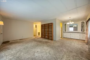 172 W Kristen Ct, Roseburg, OR 97471 - Photo 6
