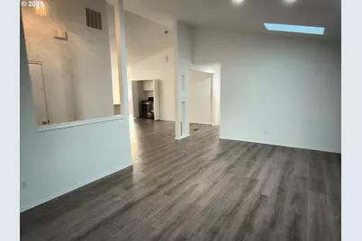 7321 SW 52nd Ave, Portland, OR 97219 - Photo 2