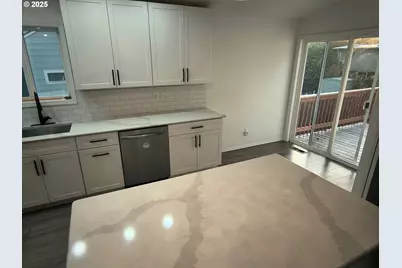 7321 SW 52nd Ave, Portland, OR 97219 - Photo 18