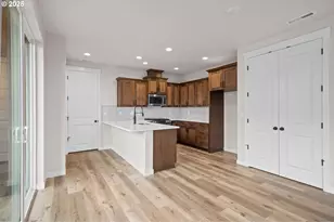 3562 SE 86th Ave, Hillsboro, OR 97123 - Photo 6