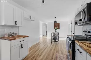 8732 N Tyndall Ave, Portland, OR 97217 - Photo 22