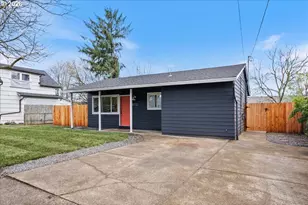 8732 N Tyndall Ave, Portland, OR 97217 - Photo 2