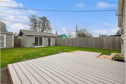 8424 SE Cornwell Ave, Happy Valley, OR 97086 - Photo 18