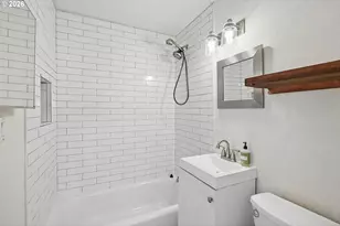 8424 SE Cornwell Ave, Happy Valley, OR 97086 - Photo 16