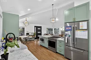 418 S Texas St, Portland, OR 97219 - Photo 8