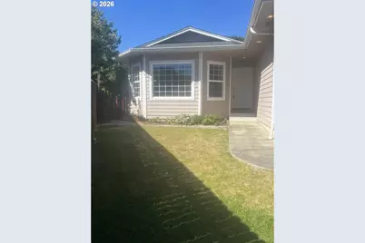 142 Swain Ct, Reedsport, OR 97467 - Photo 2
