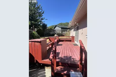 142 Swain Ct, Reedsport, OR 97467 - Photo 28