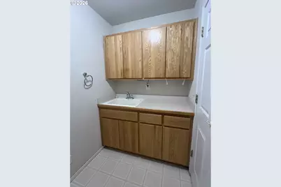 142 Swain Ct, Reedsport, OR 97467 - Photo 22