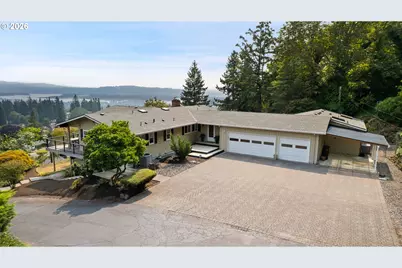 2105 NW Couch St, Camas, WA 98607 - Photo 4