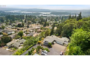2105 NW Couch St, Camas, WA 98607 - Photo 36
