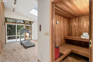 2105 NW Couch St, Camas, WA 98607 - Photo 22