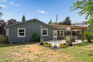 9805 N Clarendon Ave, Portland, OR 97203 - Photo 34