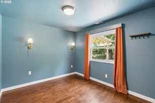 9805 N Clarendon Ave, Portland, OR 97203 - Photo 26