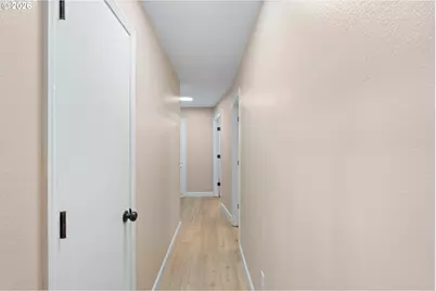 15711 NE 117th Ct, Brush Prairie, WA 98606 - Photo 18