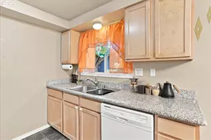 3300 Kauffman Ave, Vancouver, WA 98660 - Photo 14