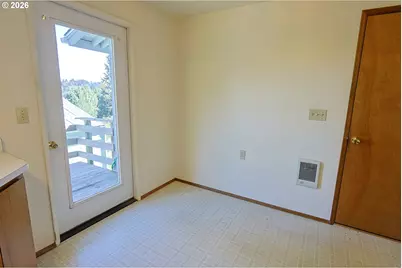 1600 S 16th St, Coos Bay, OR 97420 - Photo 12